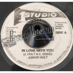 Junior Holt - In Love With You [Studio 1]